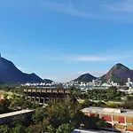 Leblon House, Porteiro 24H, Ar Cond, Lava Seca Roupas, Piscina Com Linda Vista No Terraco Do Condominio